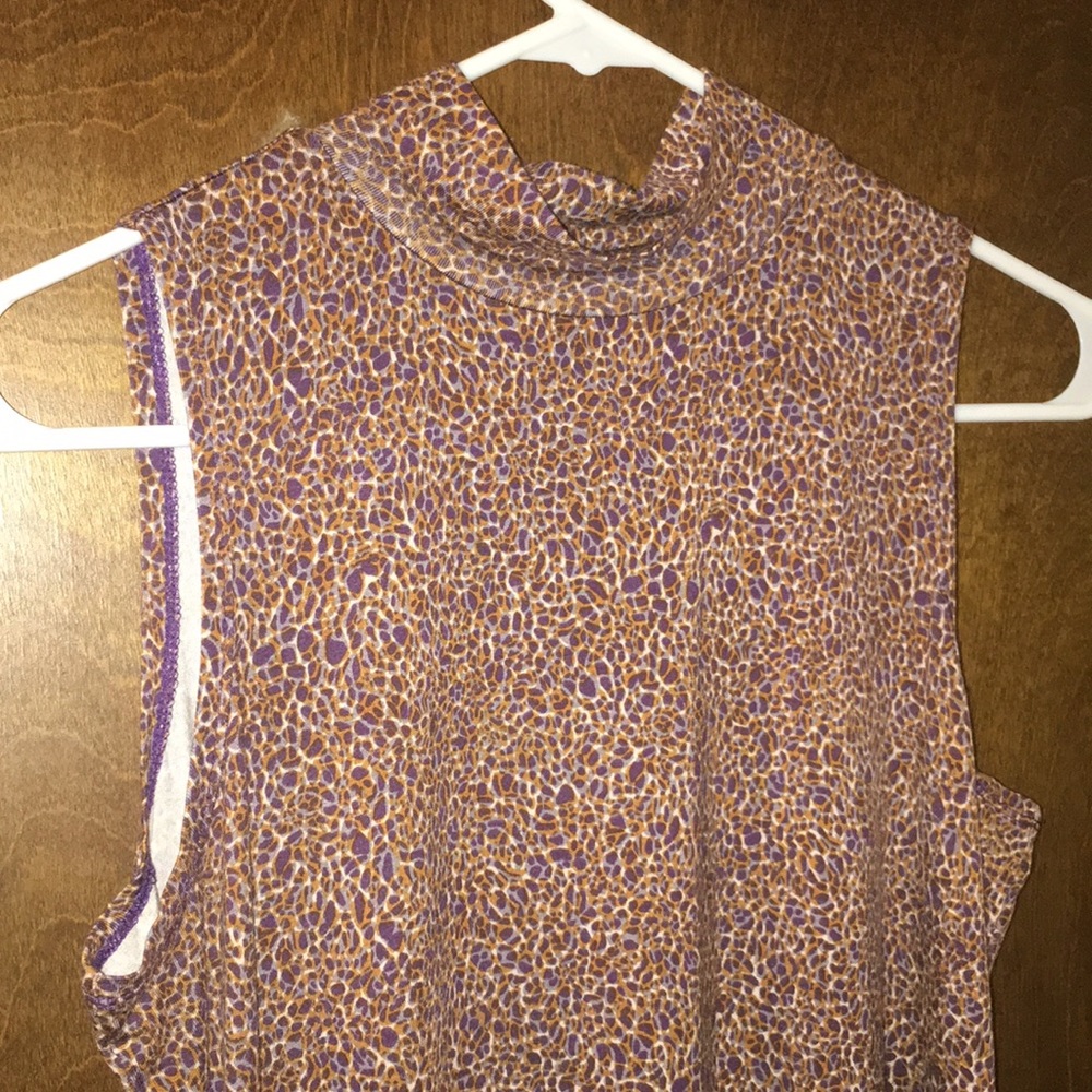 LOGO Layers Lori Goldstein Mock Neck Tank Top Printed Sharkbite Hem